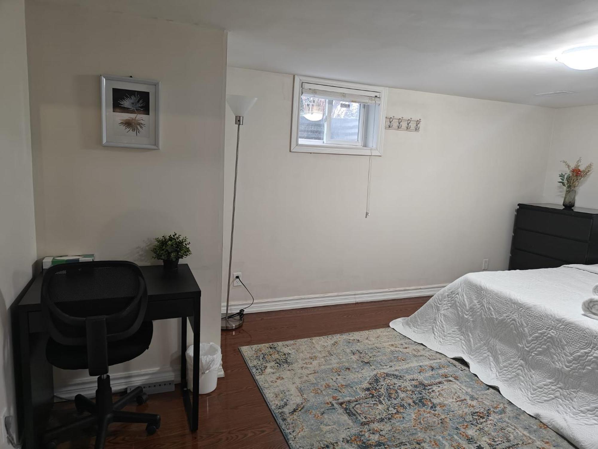 Spacious Mbr Near Kennedy Subway & Go Toronto Exterior foto
