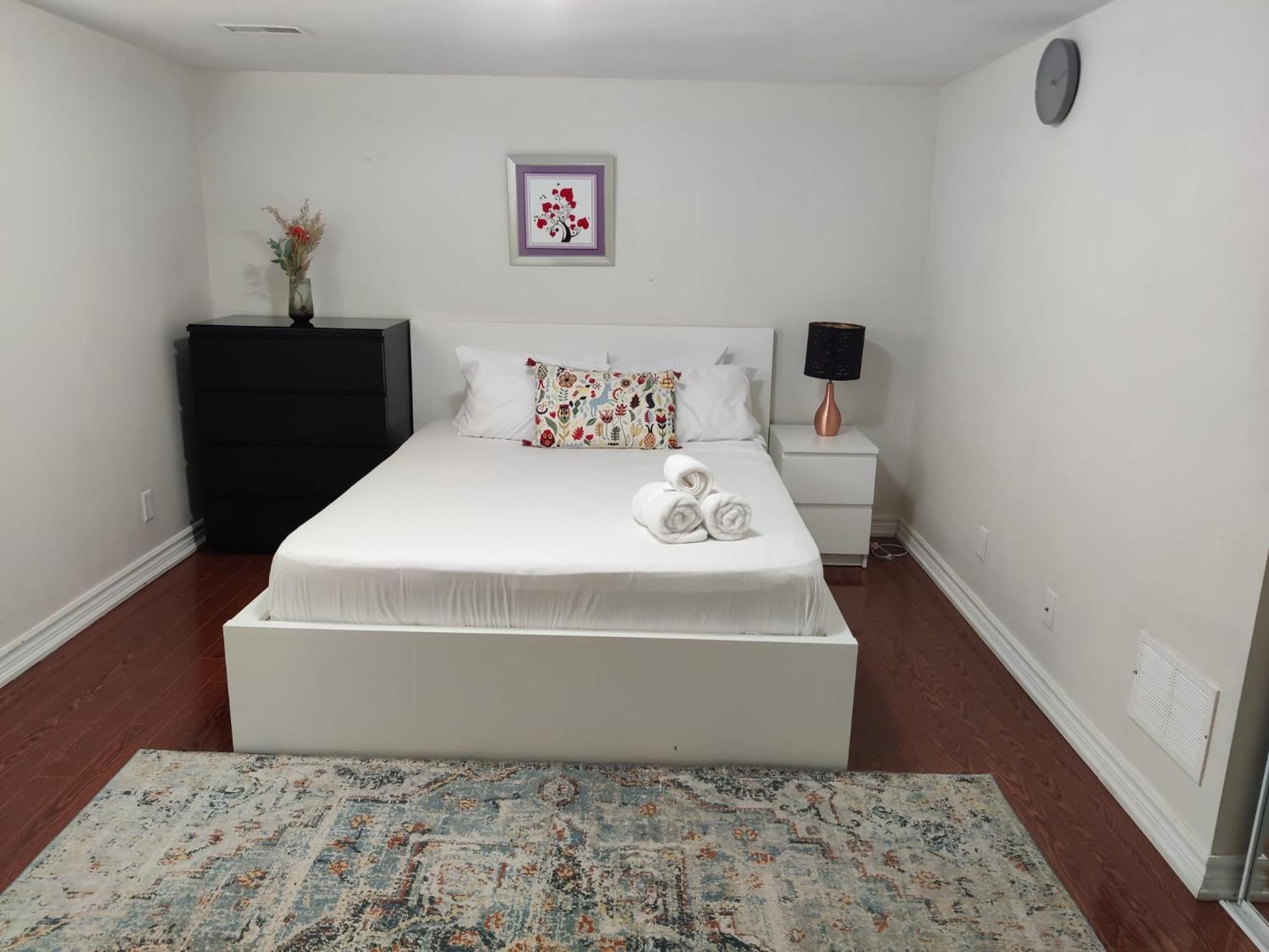 Spacious Mbr Near Kennedy Subway & Go Toronto Exterior foto
