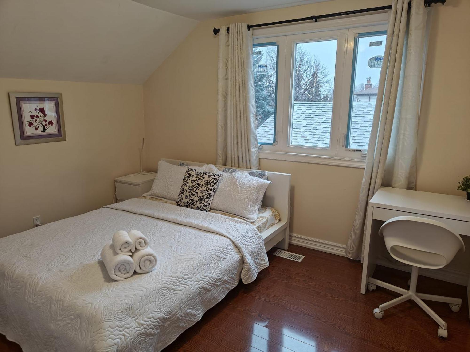 Spacious Mbr Near Kennedy Subway & Go Toronto Exterior foto